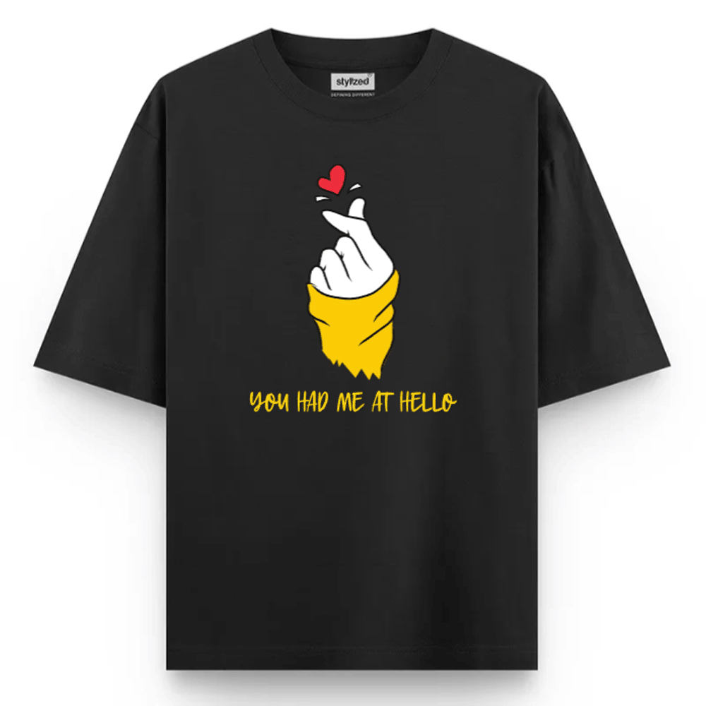 Custom Finger Heart T-shirt - Oversize - Black / XS - T-Shirt